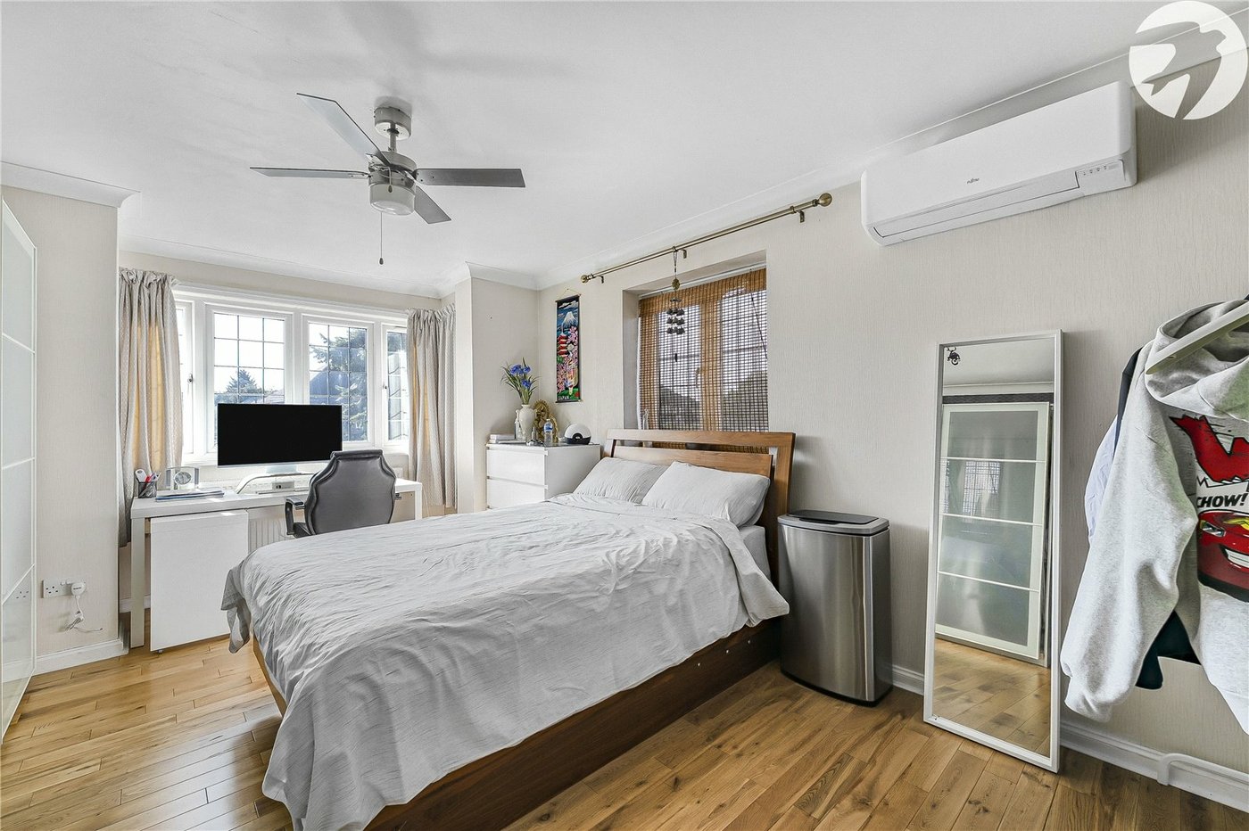 4 bedroom house for sale in West Dartford | Robinson Jackson