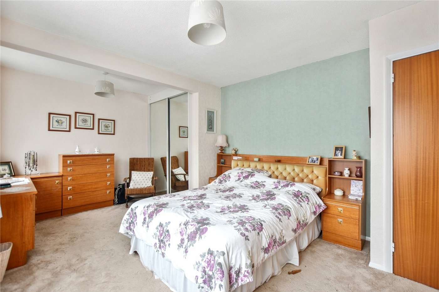 3 bedroom bungalow for sale in Dartford | Robinson Jackson