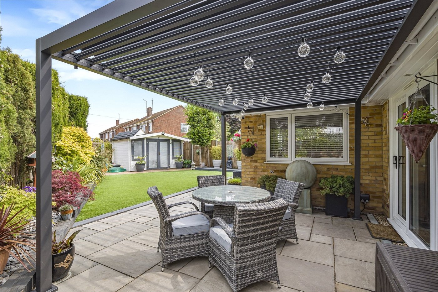 2 bedroom bungalow for sale in Dartford | Robinson Jackson