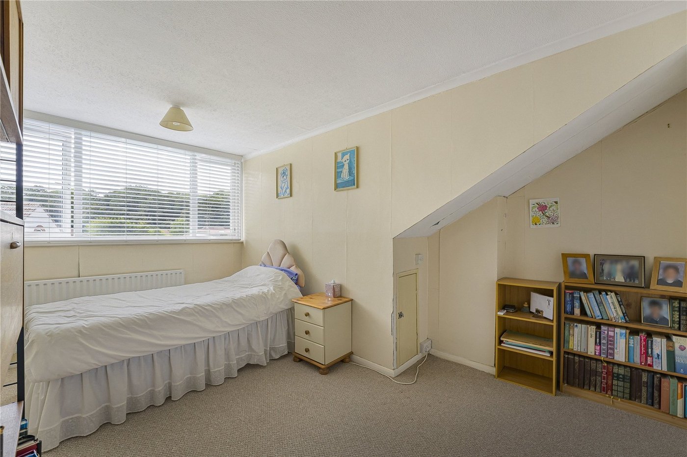3 bedroom bungalow for sale in Dartford | Robinson Jackson