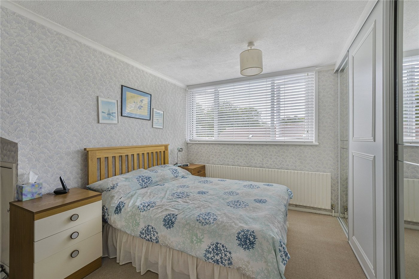3 bedroom bungalow for sale in Dartford | Robinson Jackson