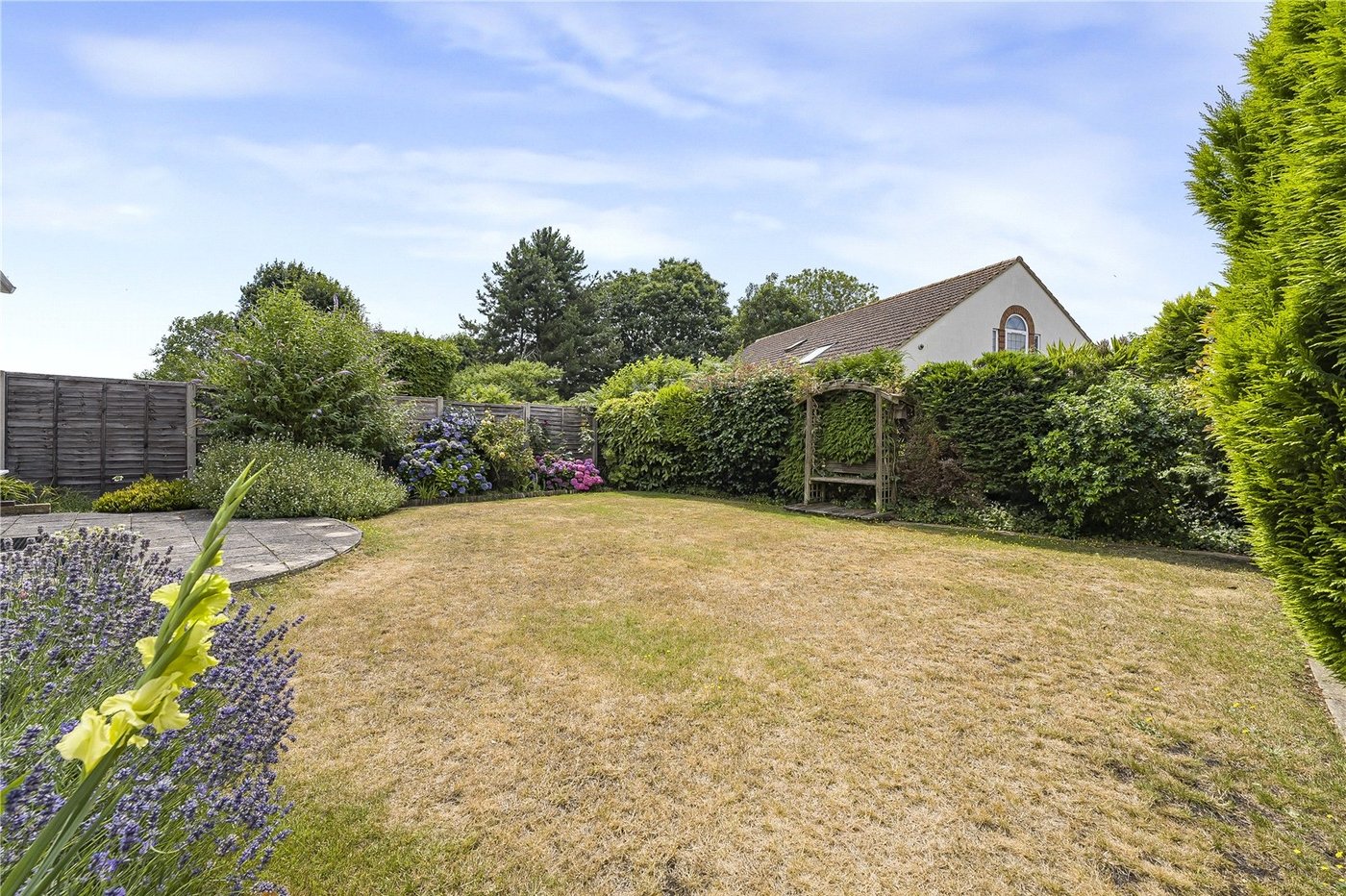 3 bedroom bungalow for sale in Dartford | Robinson Jackson