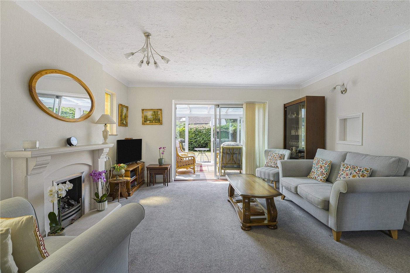3 bedroom bungalow for sale in Dartford | Robinson Jackson