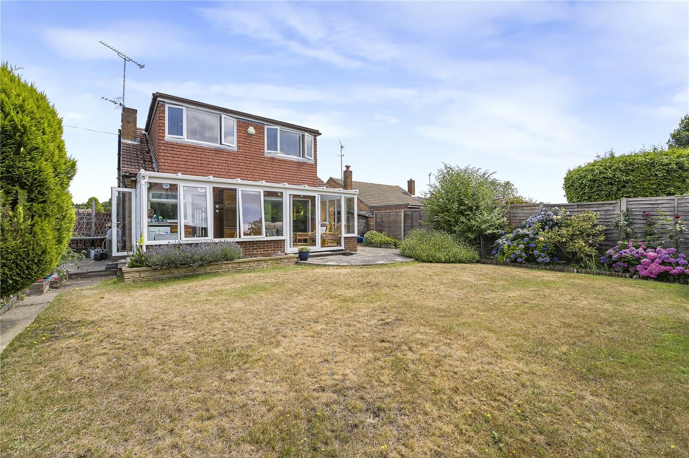 3 bedroom bungalow for sale in Dartford | Robinson Jackson