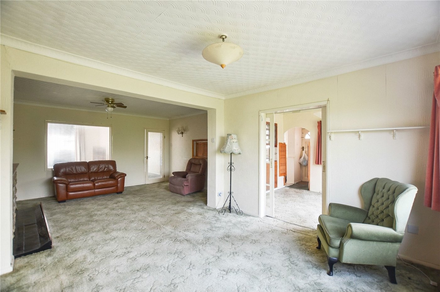 3 bedroom bungalow for sale in Joydens Wood | Robinson Jackson