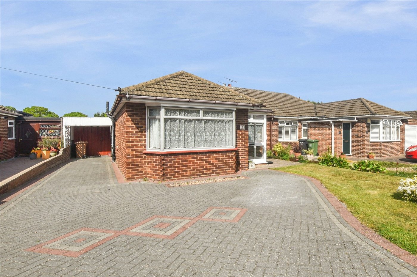 3 bedroom bungalow for sale in Joydens Wood | Robinson Jackson