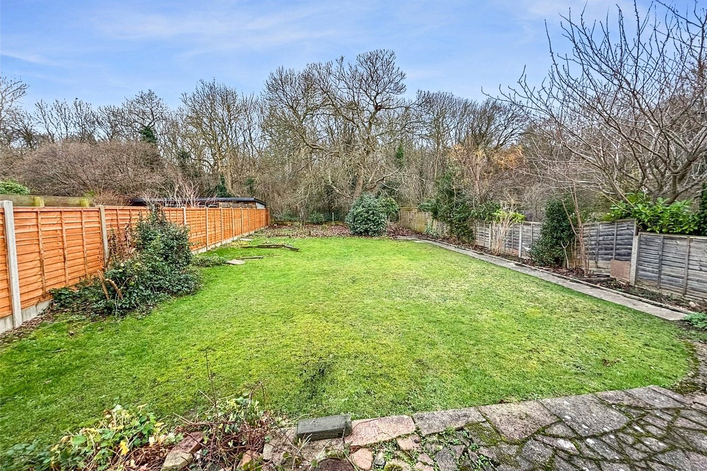 3 bedroom bungalow for sale in Joydens Wood | Robinson Jackson