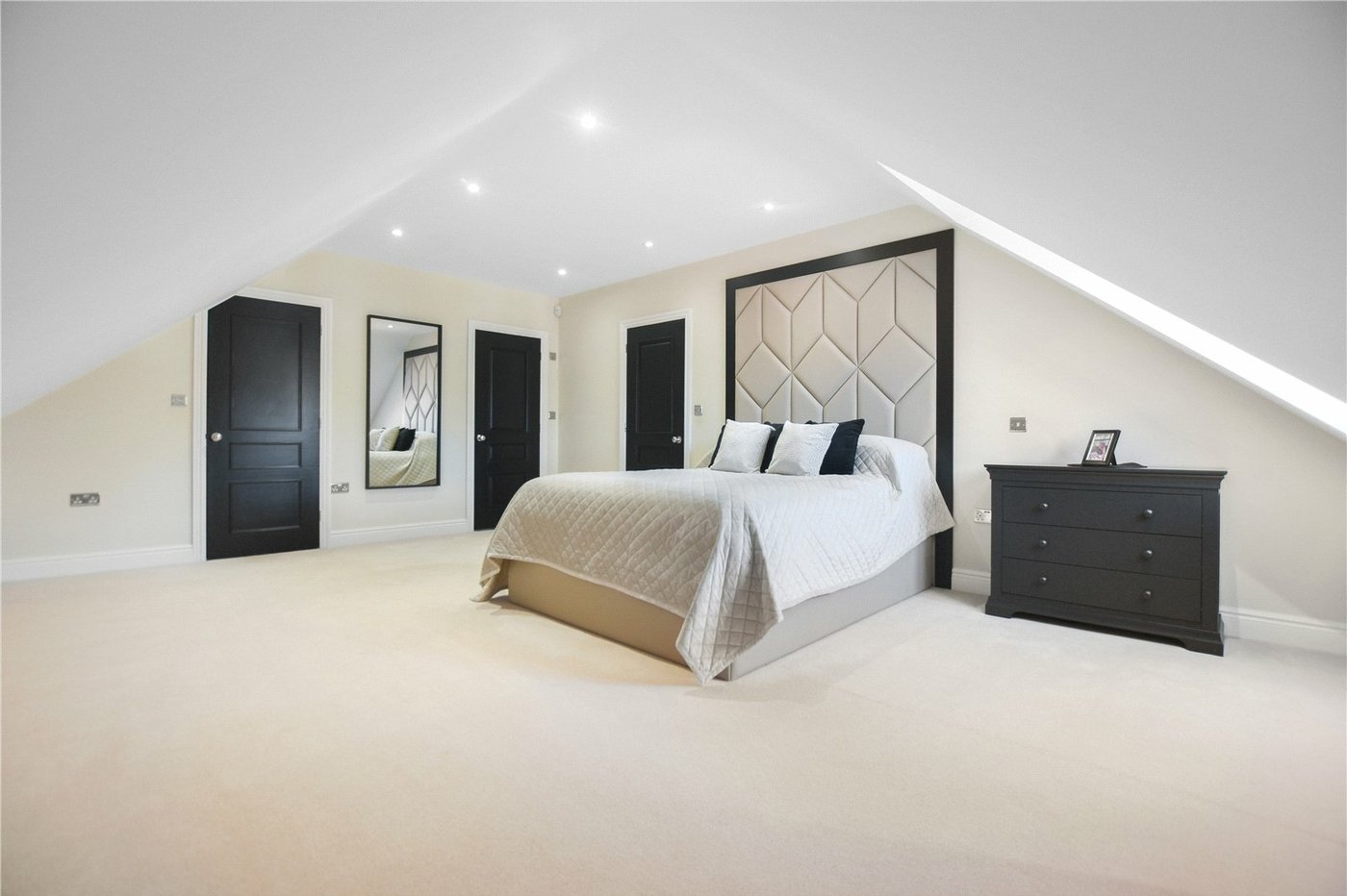 5 bedroom house for sale in Joydens Wood | Robinson Jackson