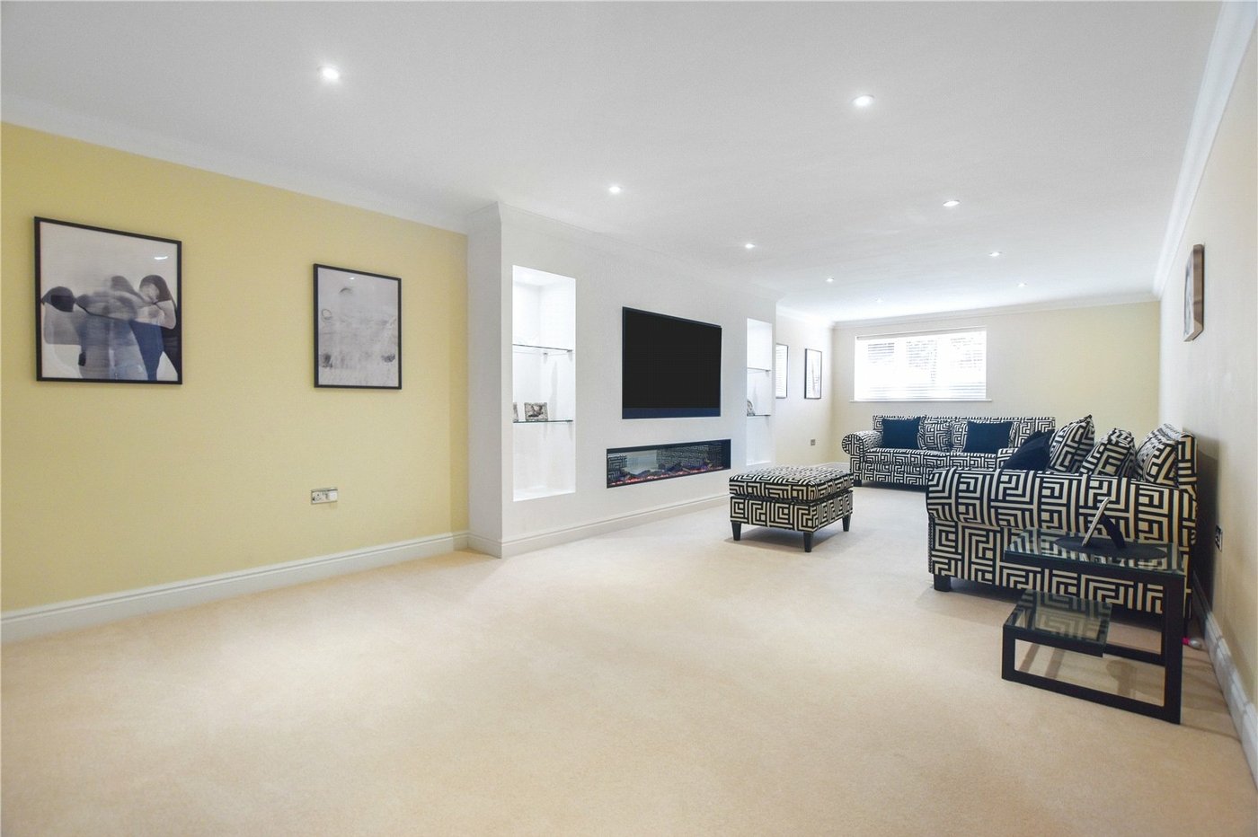 5 bedroom house for sale in Joydens Wood | Robinson Jackson