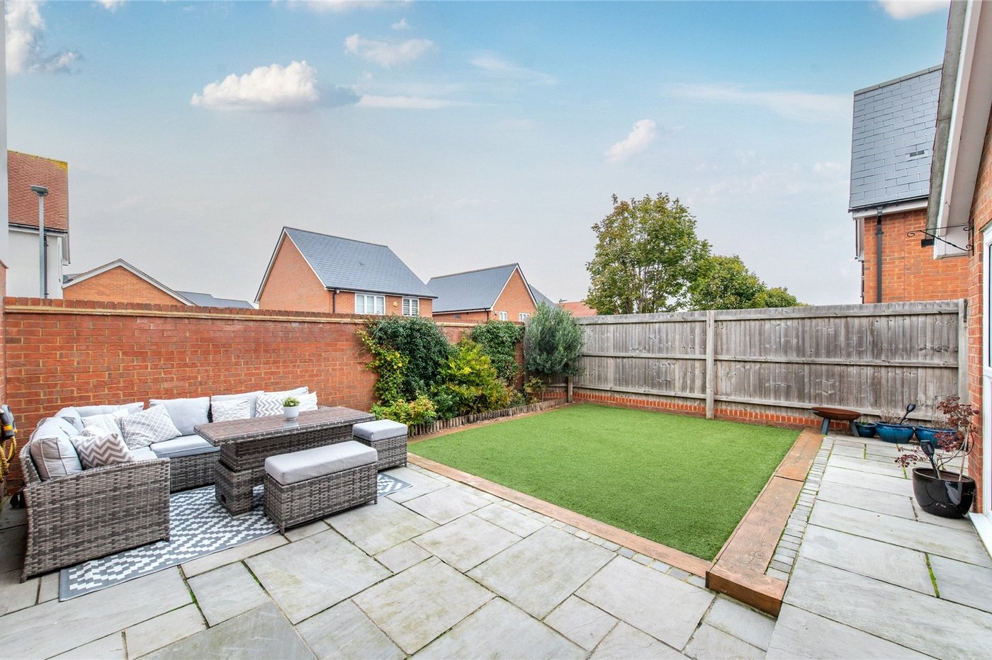 4 bedroom house for sale in Gravesend | Robinson Michael & Jackson