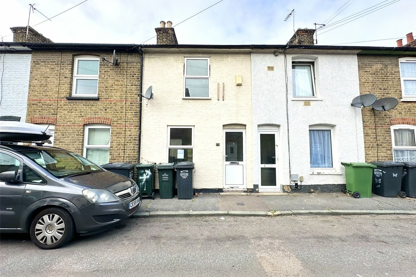 2 bedroom house for sale in Swanscombe | Robinson Jackson