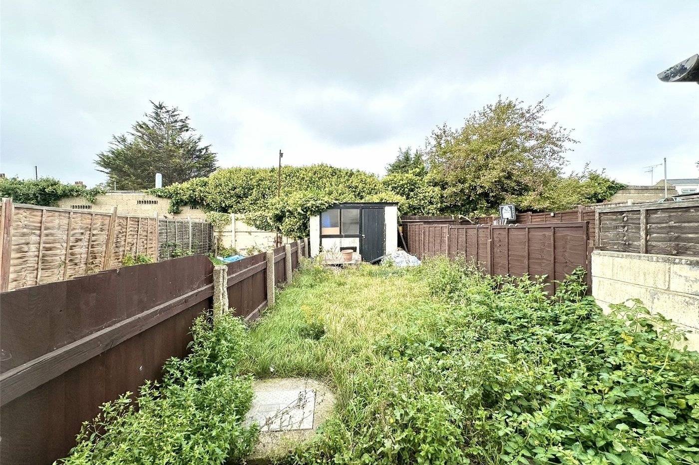 2 bedroom house for sale in Swanscombe | Robinson Jackson