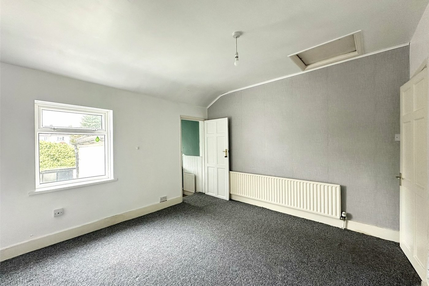 2 bedroom house for sale in Swanscombe | Robinson Jackson