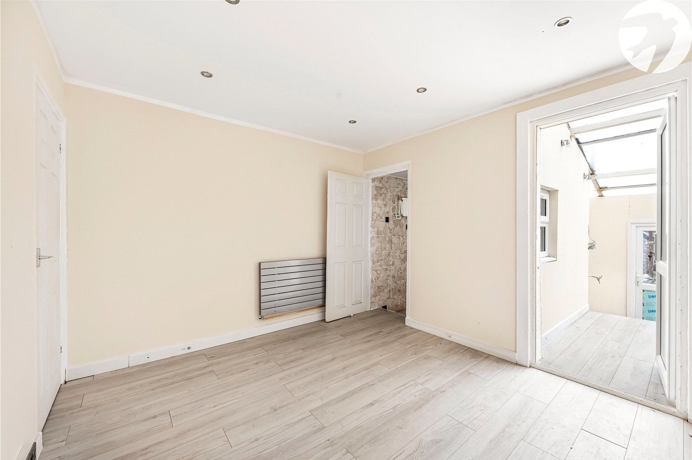 house for sale in Kent, DA10 Robinson Jackson