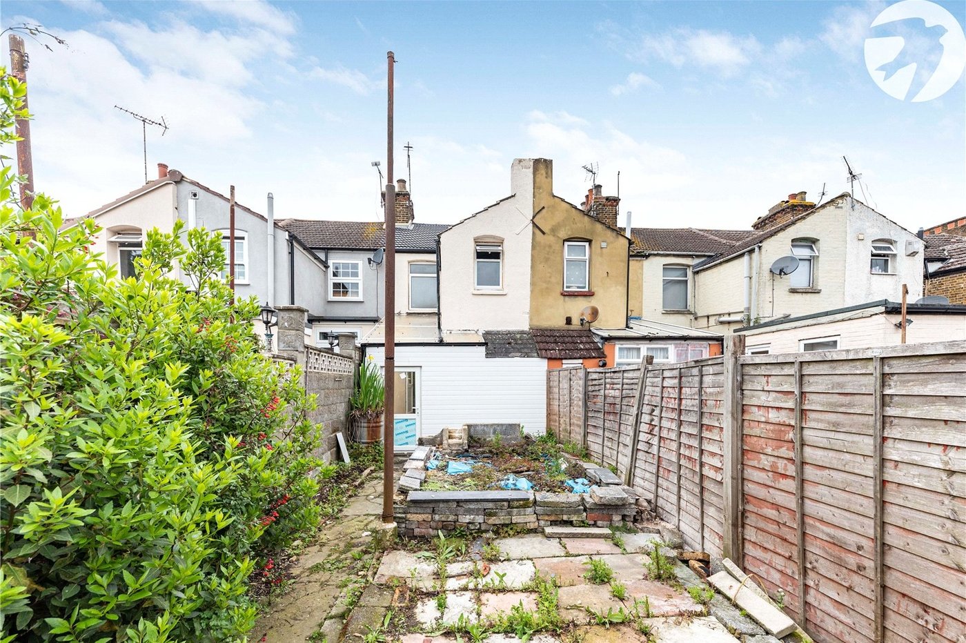 house for sale in Kent, DA10 Robinson Jackson