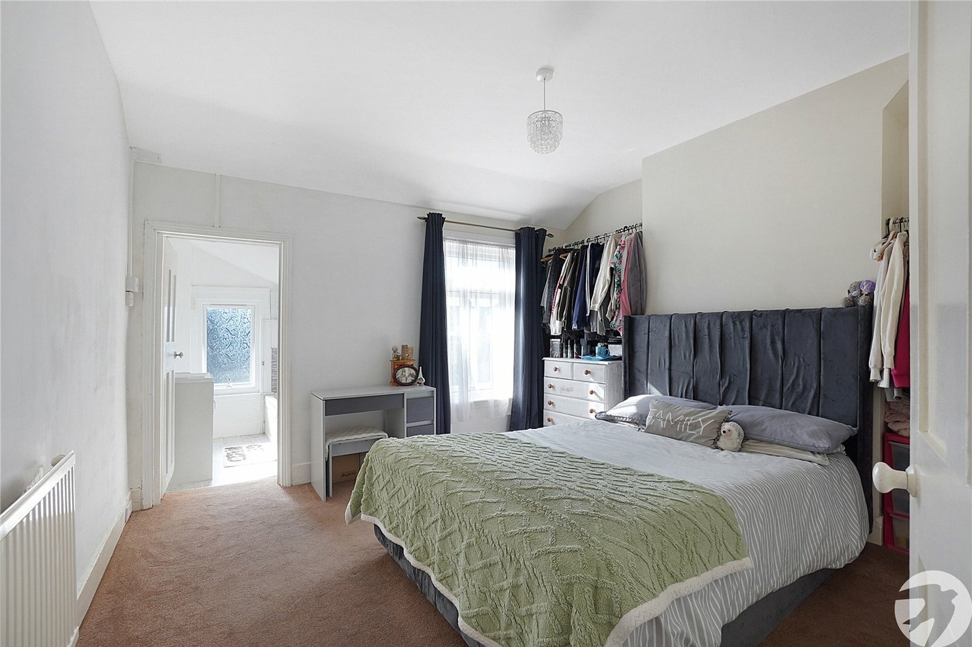 2 bedroom house for sale in Swanscombe | Robinson Jackson