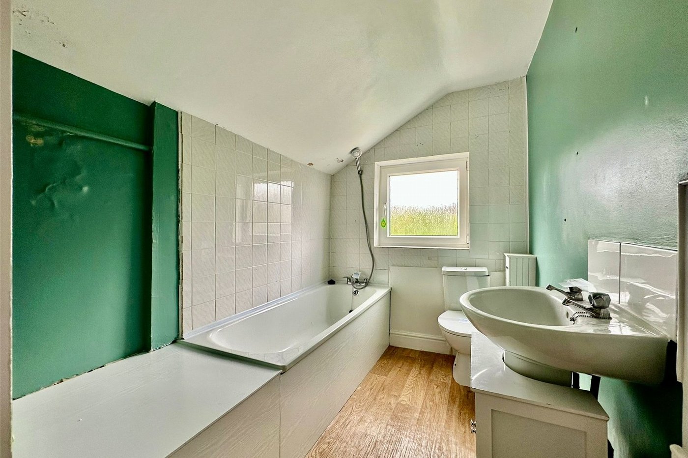 2 bedroom house for sale in Swanscombe | Robinson Jackson