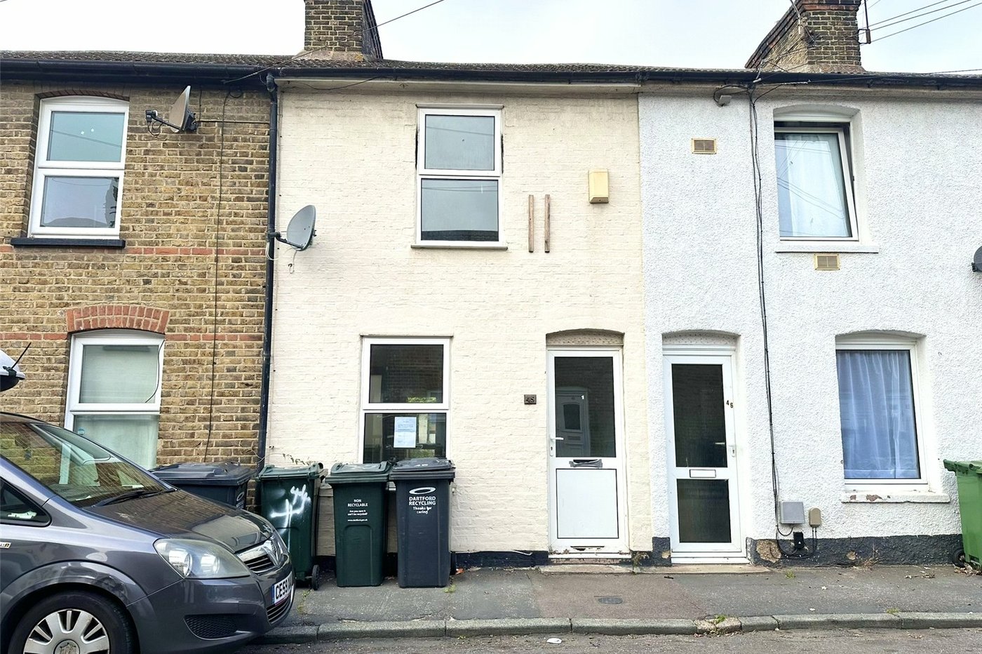 2 bedroom house for sale in Swanscombe | Robinson Jackson