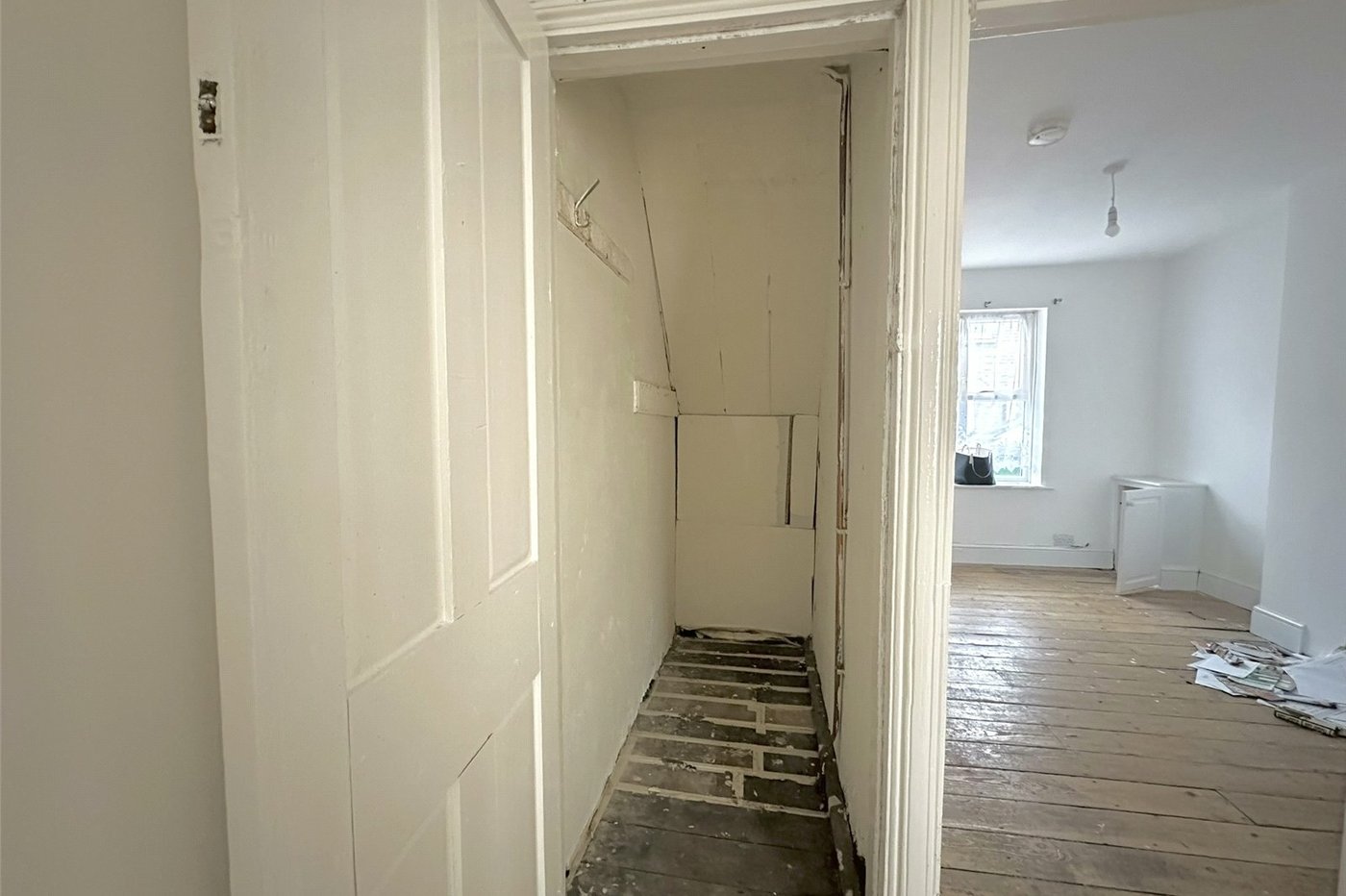 2 bedroom house for sale in Swanscombe | Robinson Jackson