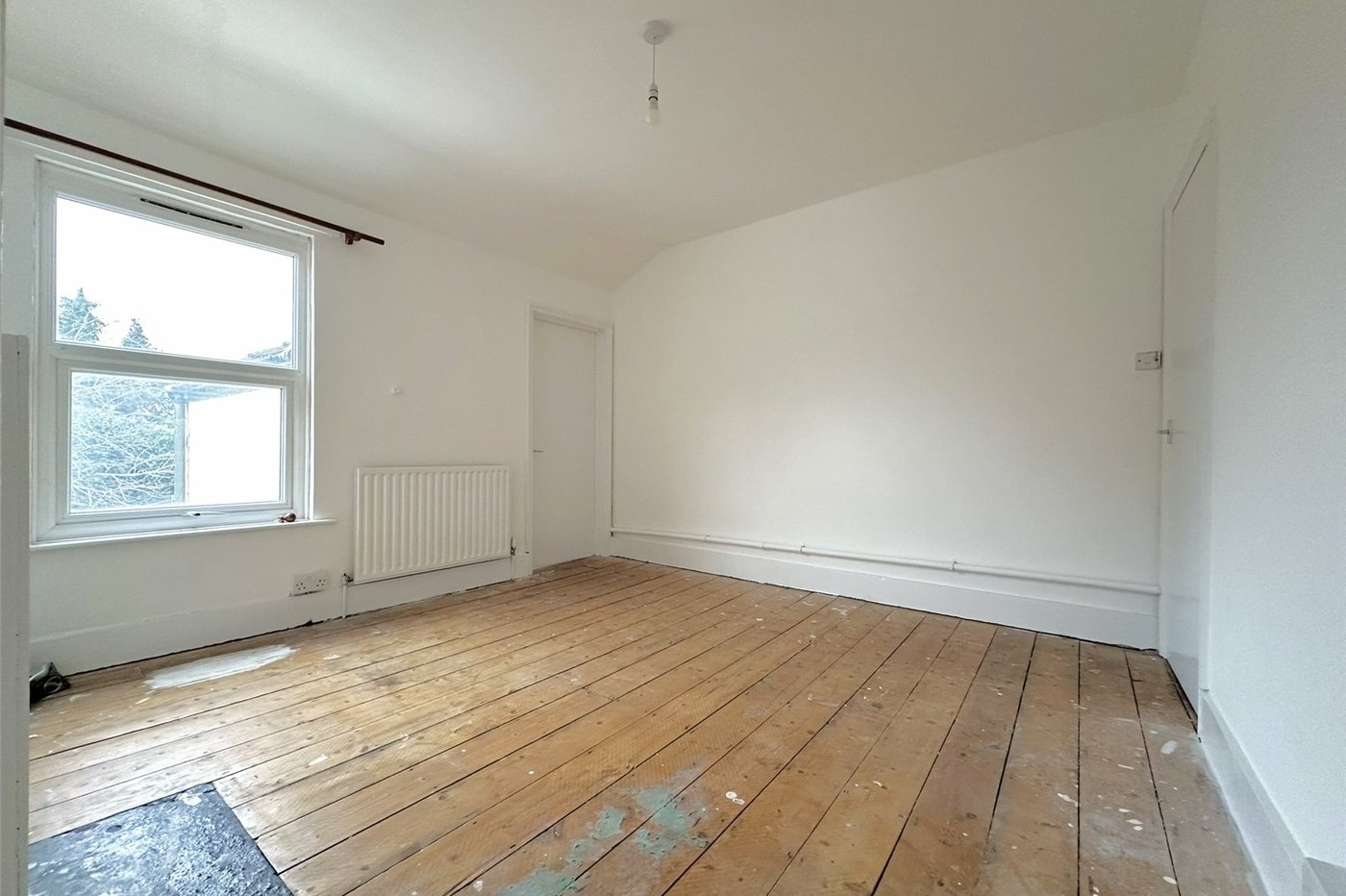 2 bedroom house for sale in Swanscombe | Robinson Jackson