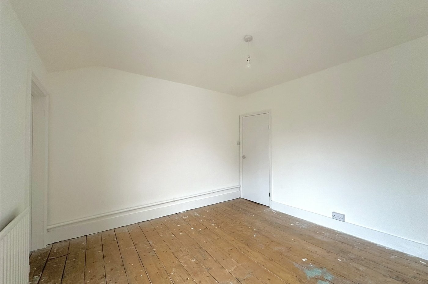 2 bedroom house for sale in Swanscombe | Robinson Jackson