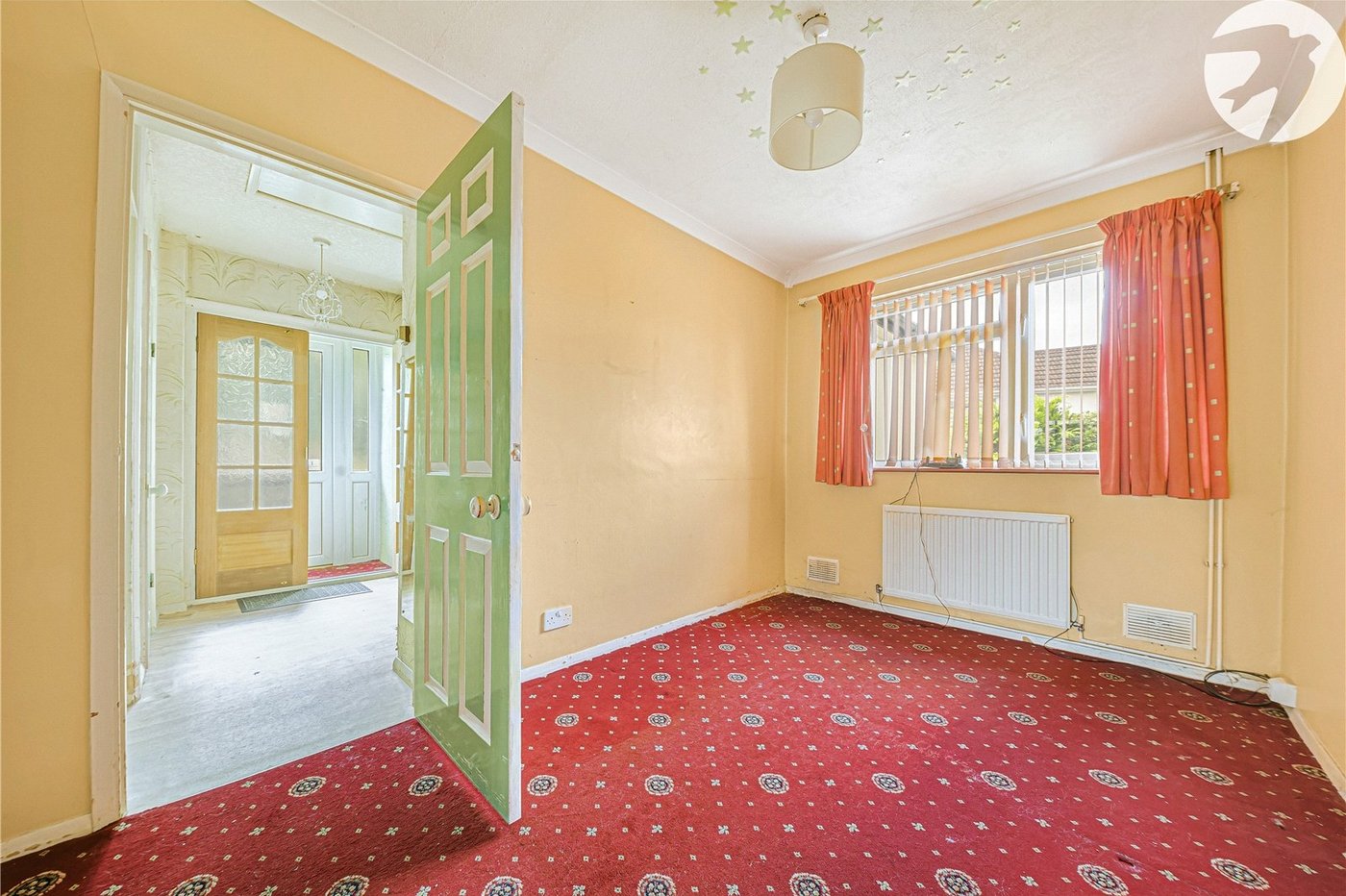 2 bedroom bungalow for sale in Dartford | Robinson Jackson