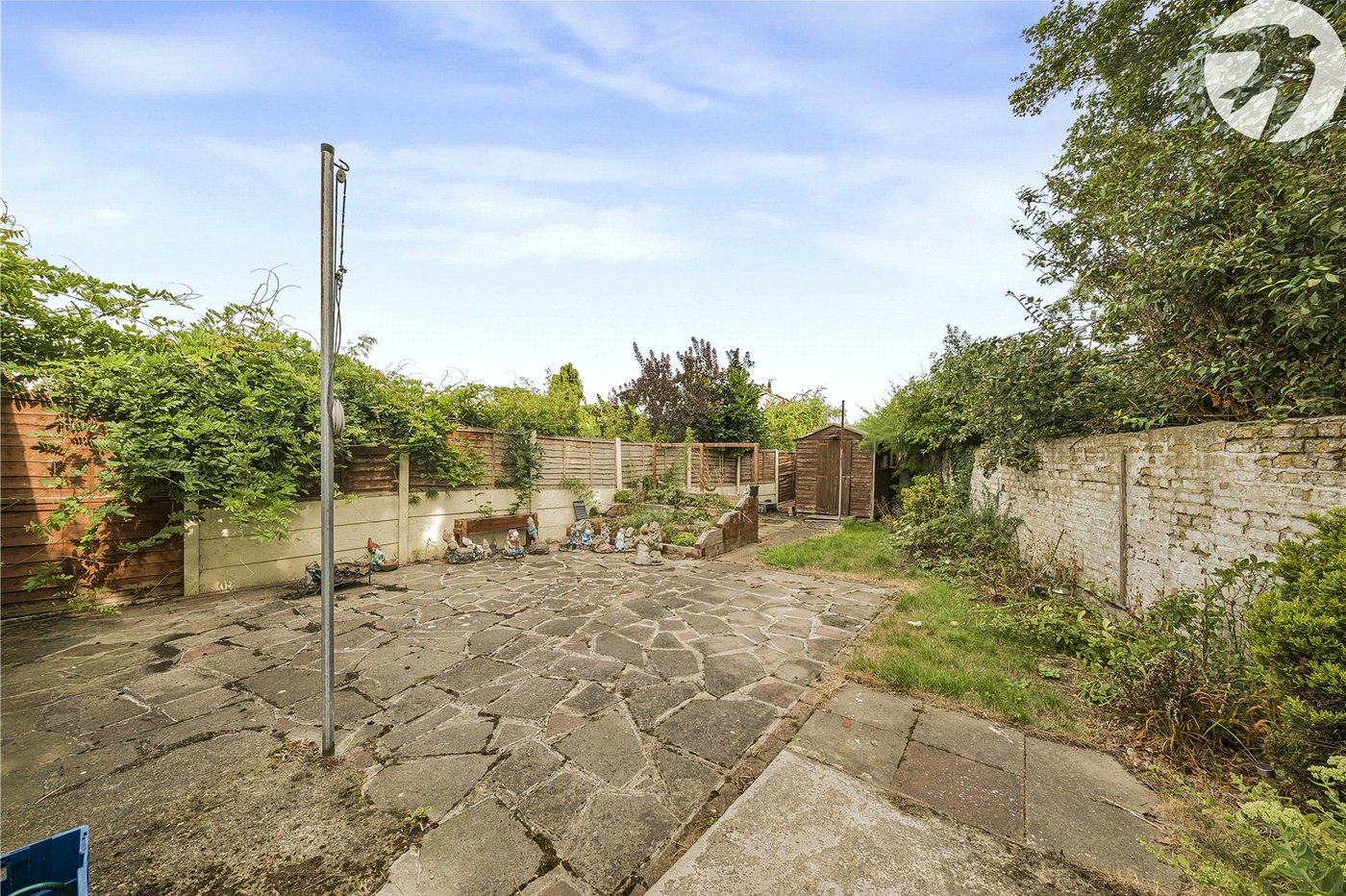 2 bedroom bungalow for sale in Dartford | Robinson Jackson