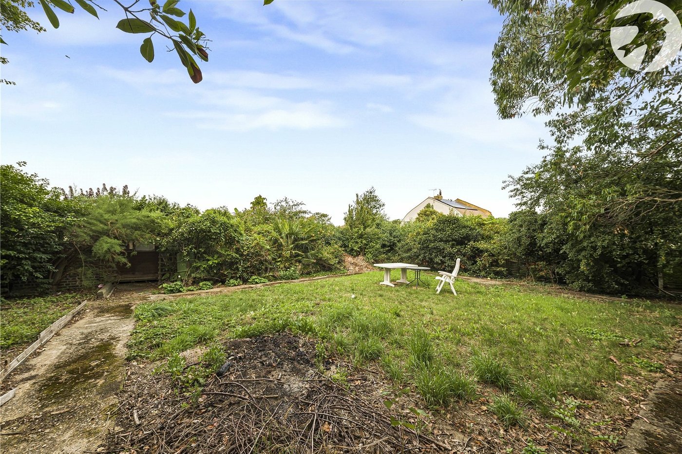 2 bedroom bungalow for sale in Dartford | Robinson Jackson