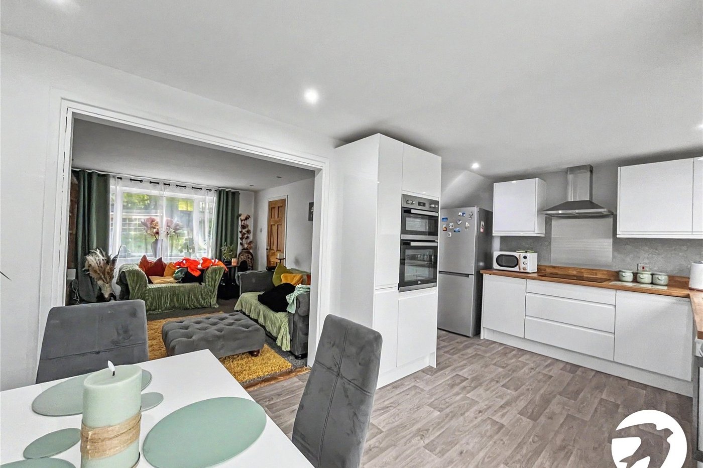 3 bedroom house for sale in Walderslade | Robinson Michael & Jackson