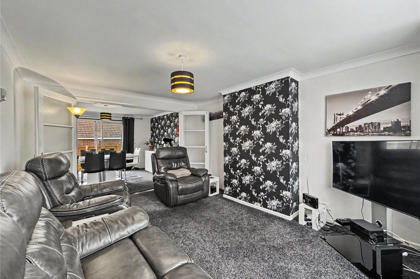 3 bedroom house for sale in Rainham | Robinson Michael & Jackson