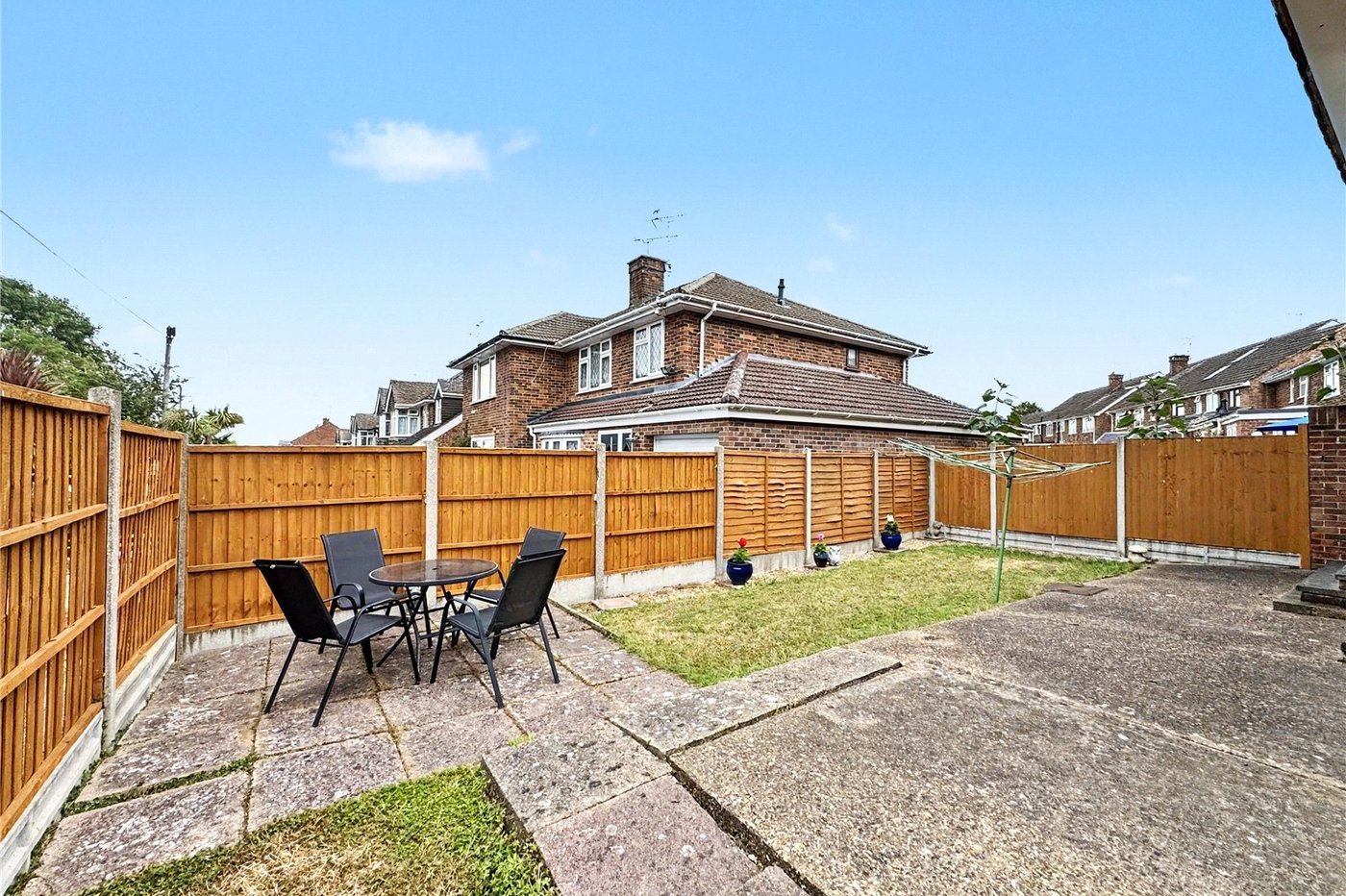 3 bedroom house for sale in Rainham | Robinson Michael & Jackson