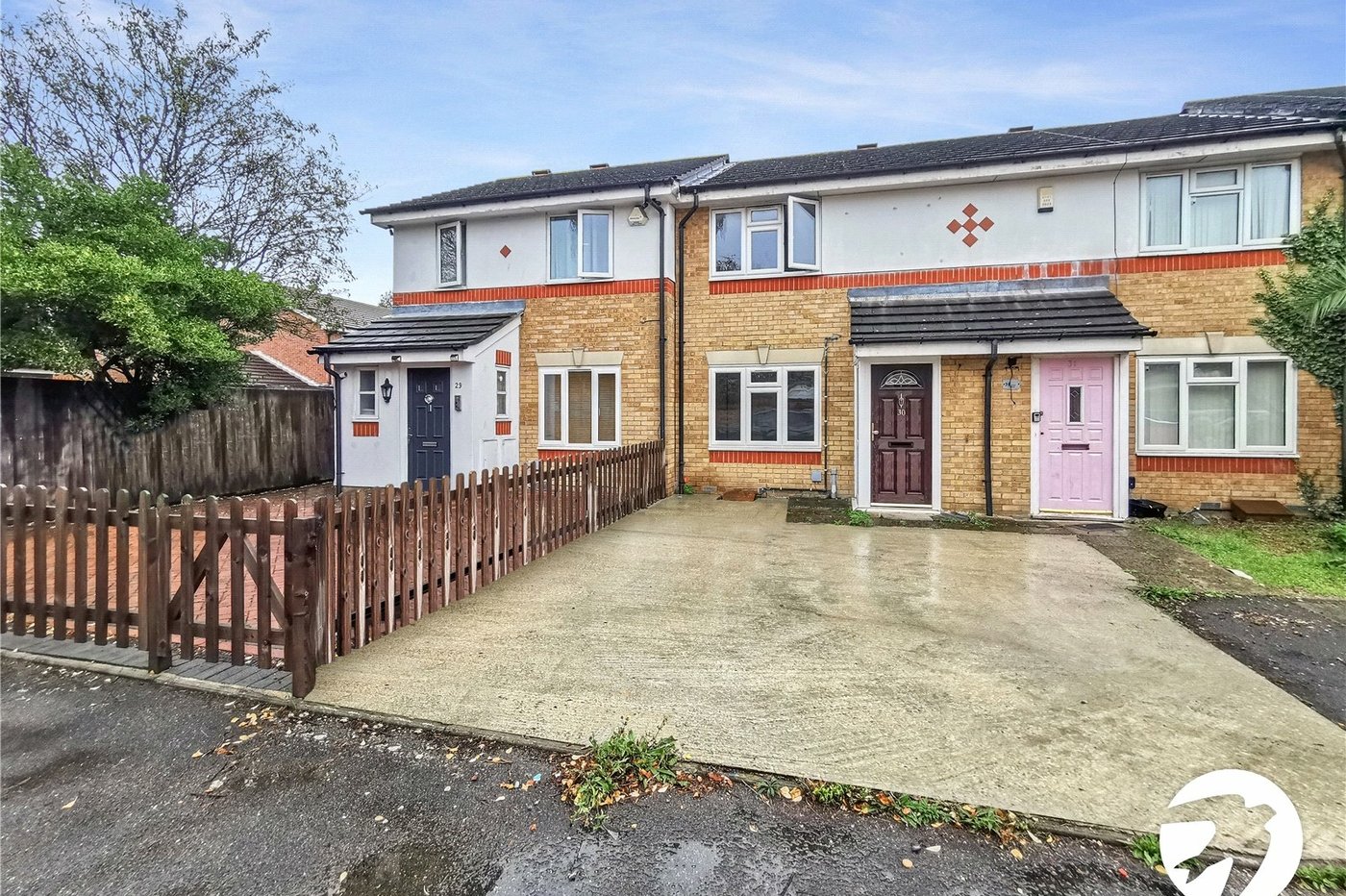 2 bedroom house for sale in Thamesmead | Robinson Jackson