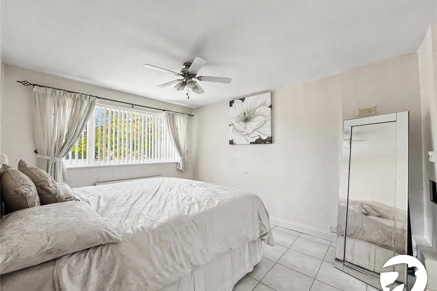 3 bedroom house for sale in Walderslade | Robinson Michael & Jackson