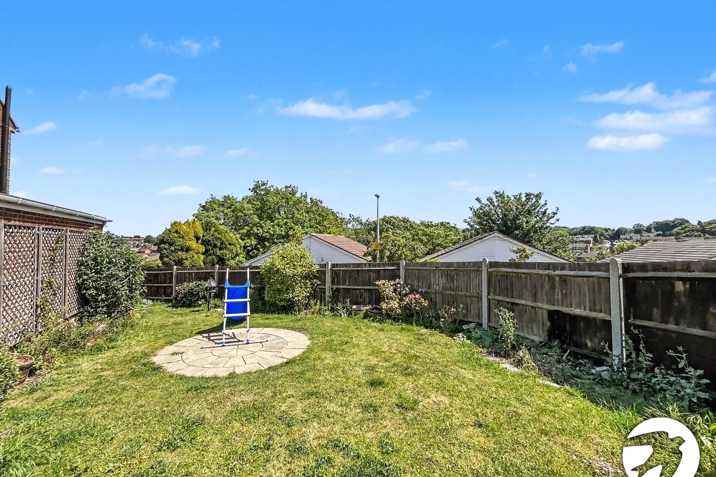 3 bedroom house for sale in Walderslade | Robinson Michael & Jackson