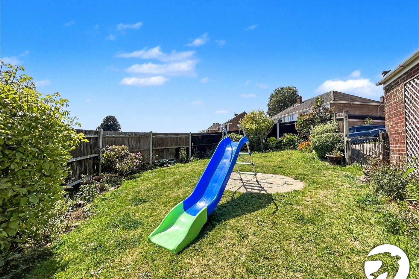 3 bedroom house for sale in Walderslade | Robinson Michael & Jackson