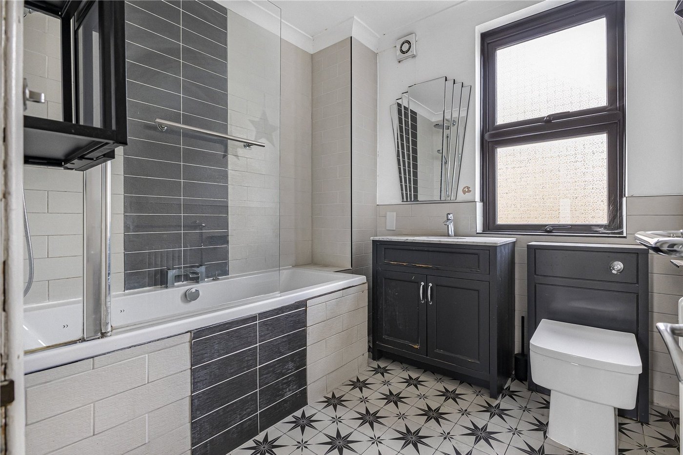 3 bedroom house for sale in Dartford | Robinson Jackson