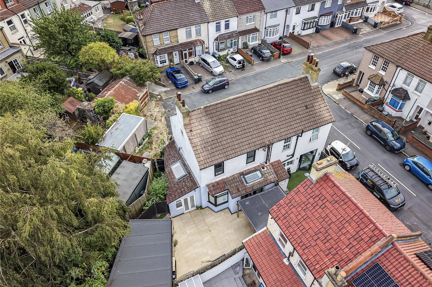 3 bedroom house for sale in Dartford | Robinson Jackson