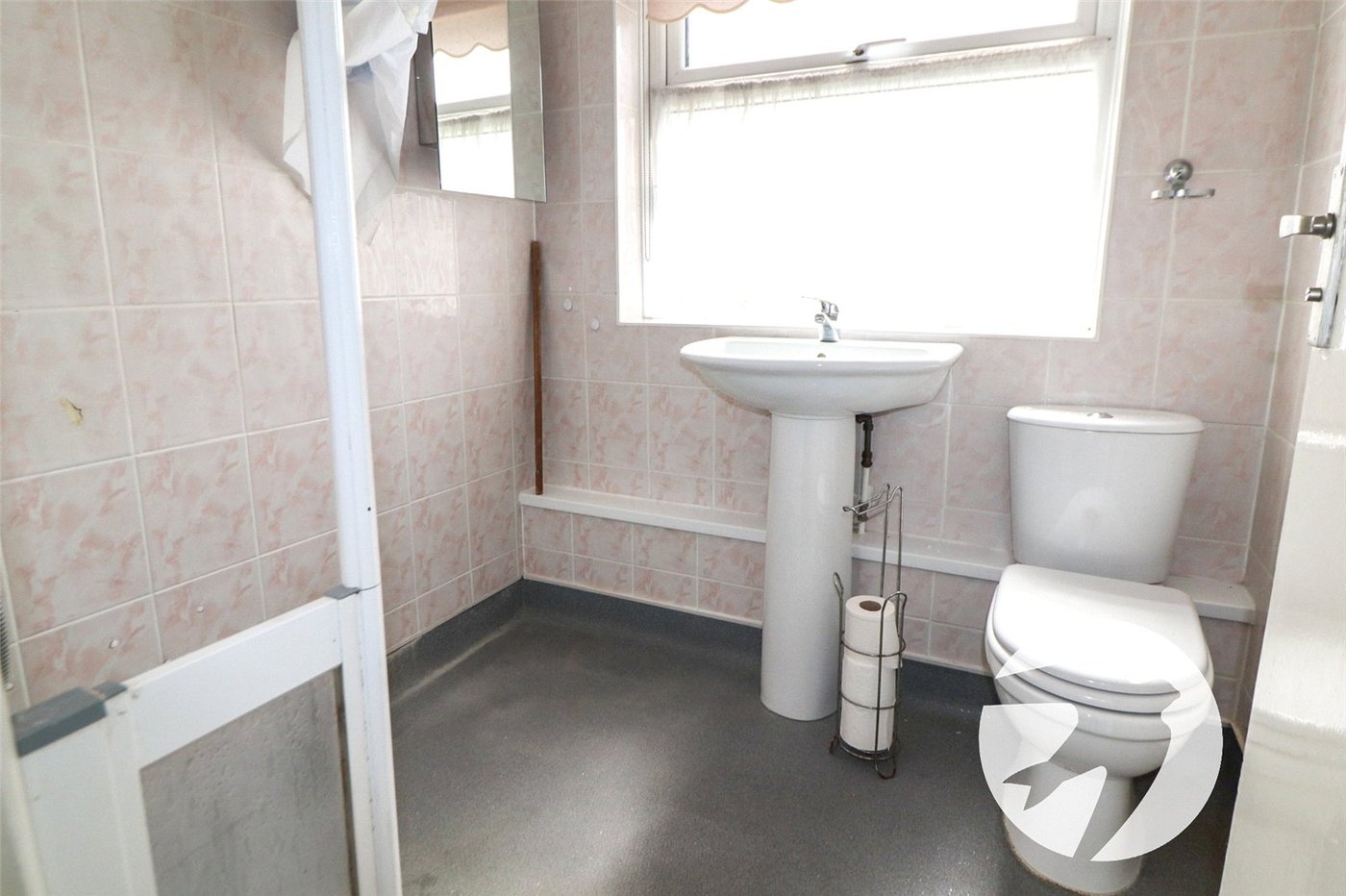 3 bedroom house for sale in Erith | Robinson Jackson