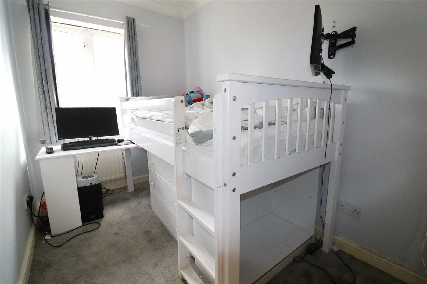 4 bedroom house for sale in Northumberland Heath | Robinson Jackson