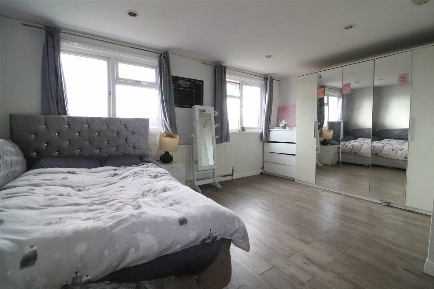 4 bedroom house for sale in Northumberland Heath | Robinson Jackson