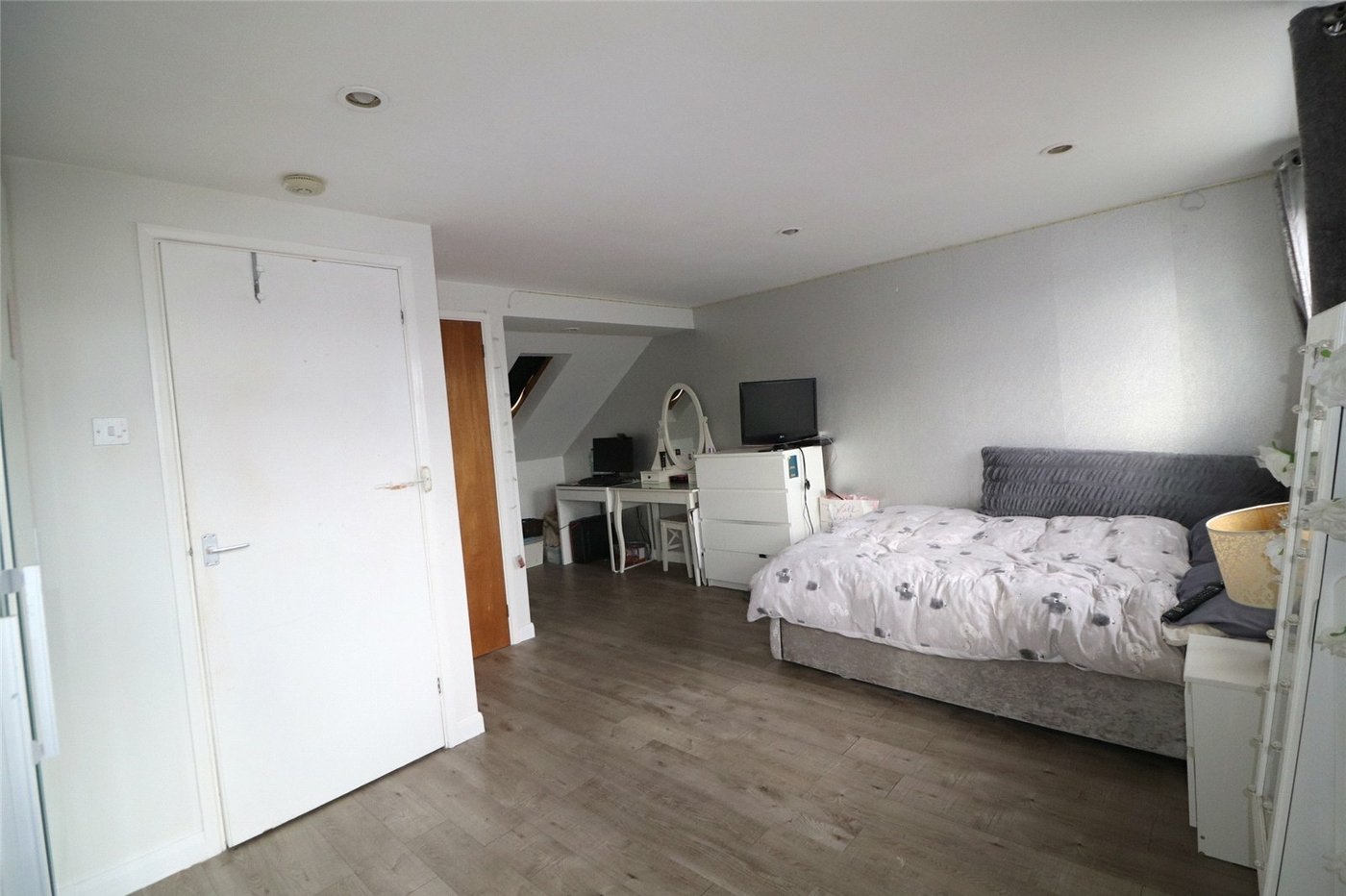 4 bedroom house for sale in Northumberland Heath | Robinson Jackson