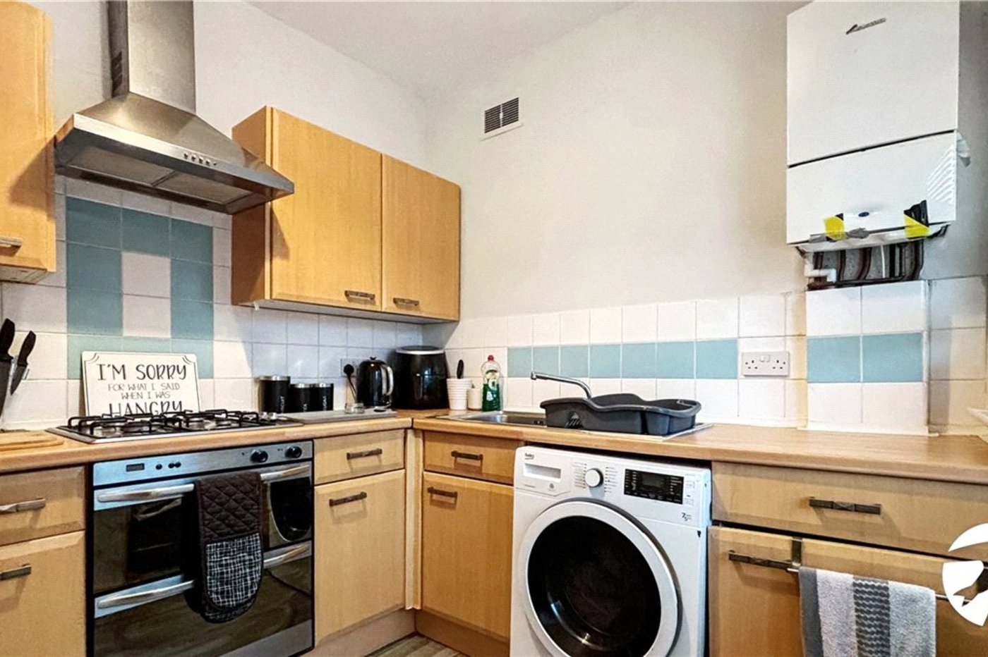 2 bedroom bungalow for sale in Orpington | Robinson Jackson