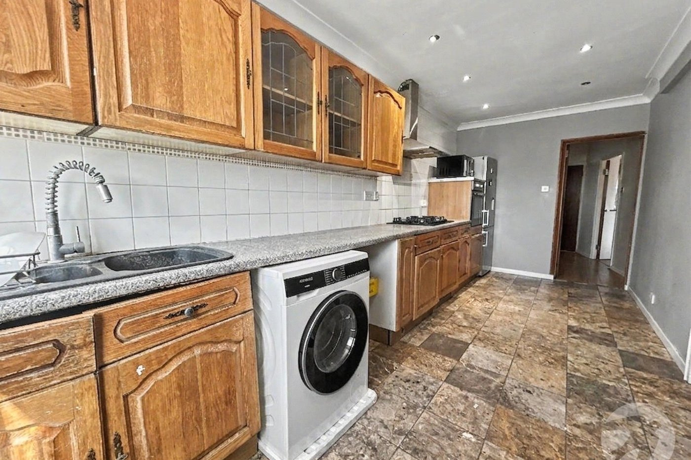 4 bedroom house for sale in South Welling | Robinson Jackson