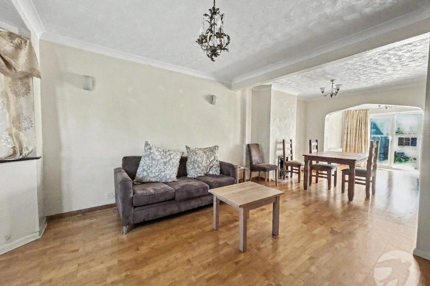 4 bedroom house for sale in South Welling | Robinson Jackson