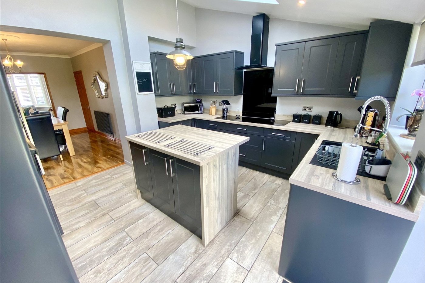 3 bedroom house for sale in South Welling | Robinson Jackson