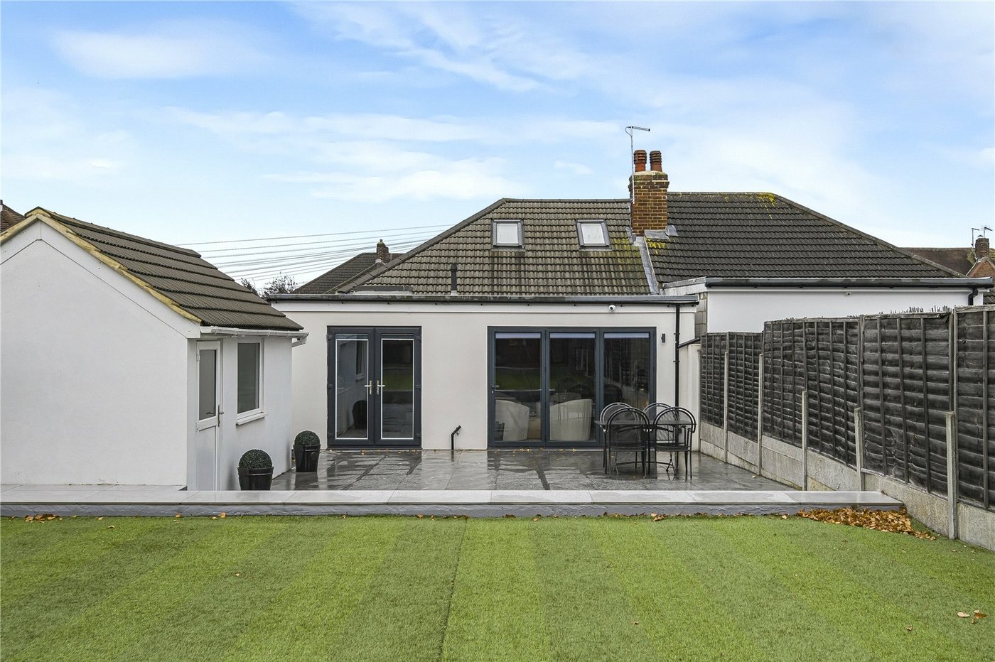 3 bedroom bungalow for sale in South Welling | Robinson Jackson