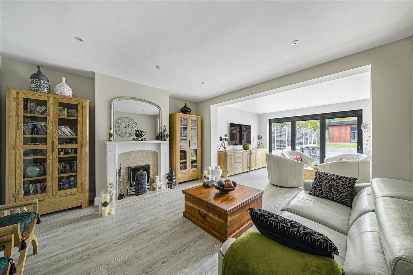 3 bedroom bungalow for sale in South Welling | Robinson Jackson