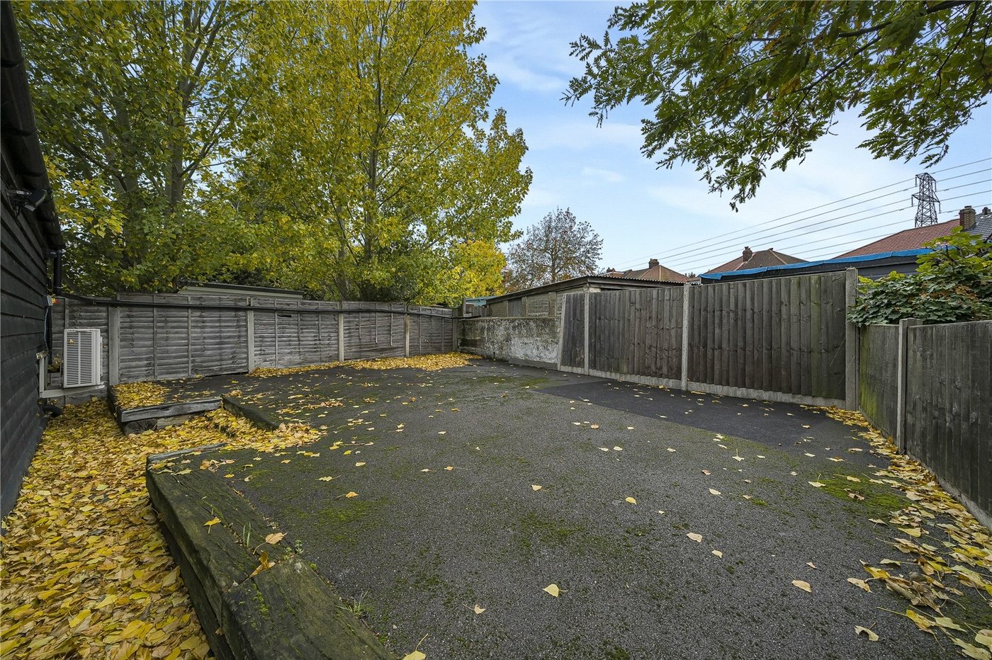 3 bedroom bungalow for sale in South Welling | Robinson Jackson