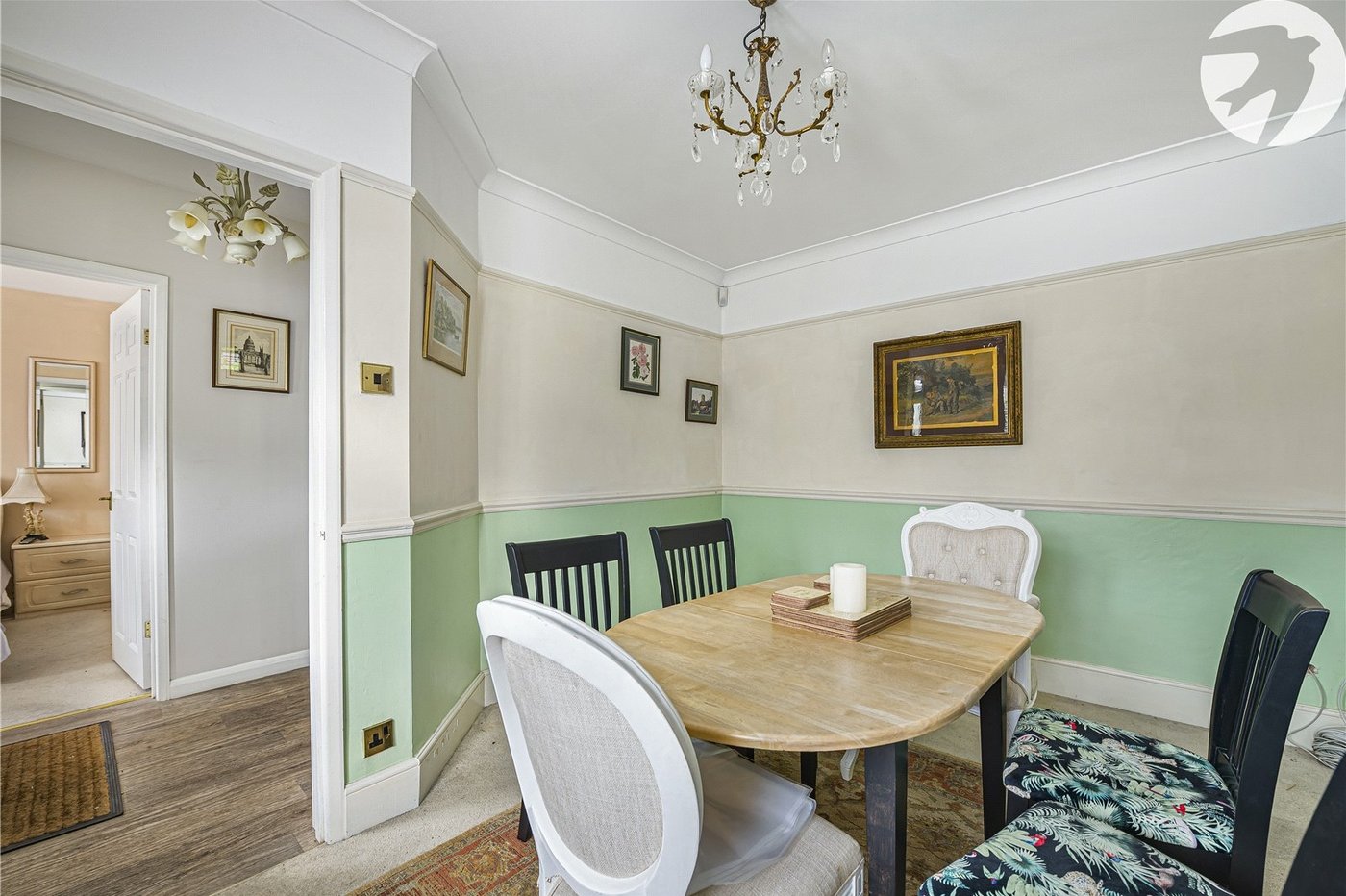 2 bedroom bungalow for sale in South Welling | Robinson Jackson