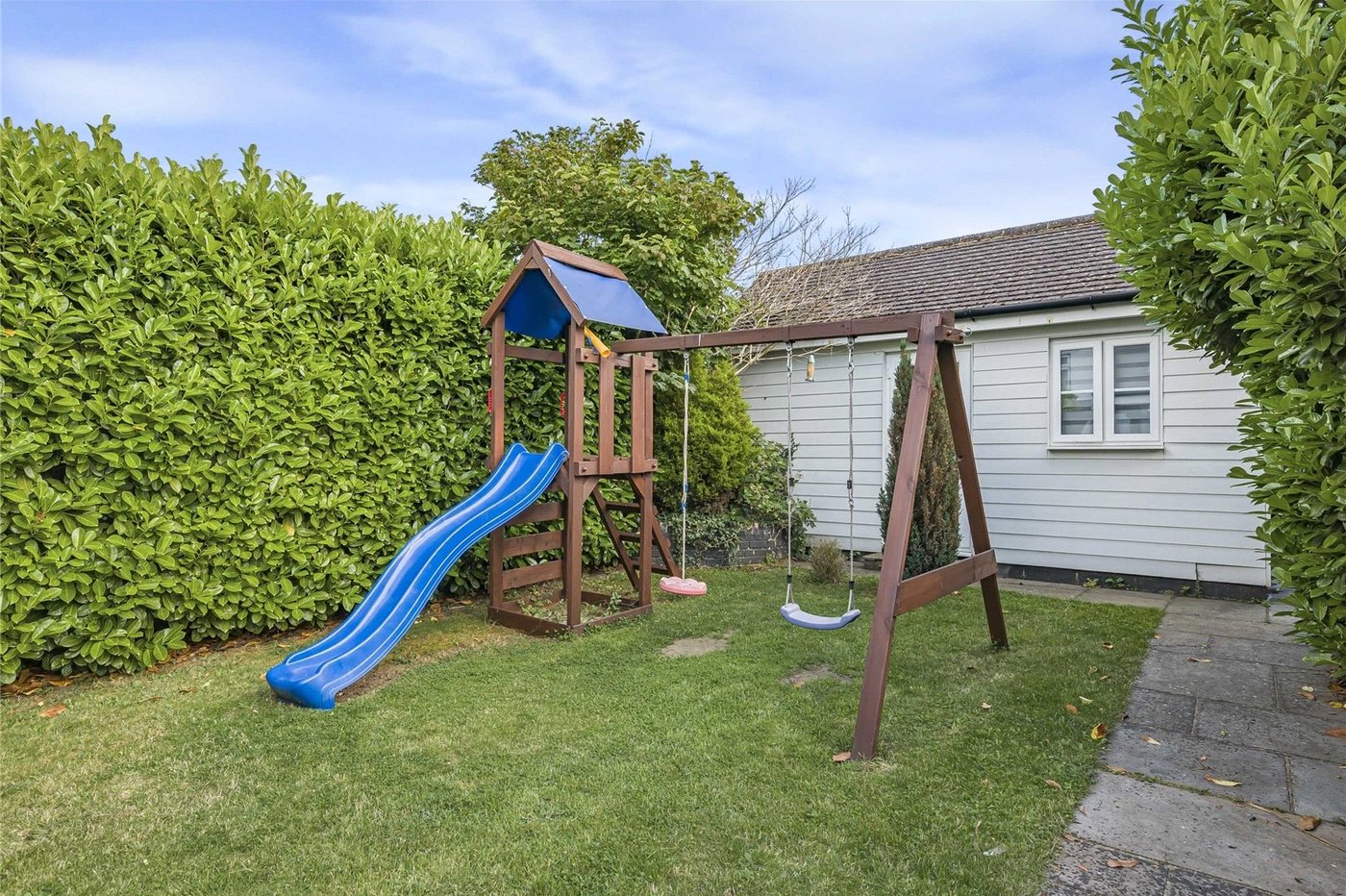 4 bedroom house for sale in South Welling | Robinson Jackson